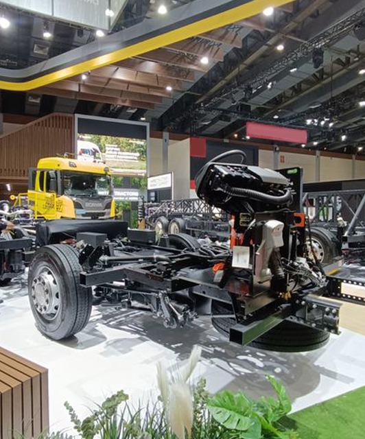 Keseruan United Tractors pada Gelaran Mobil Komersial Terbesar di Indonesia, GIICOMVEC 2024