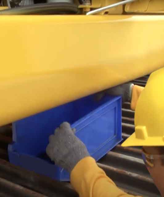 How to Drain Water and Sediments from the Excavator’s Fuel Tank