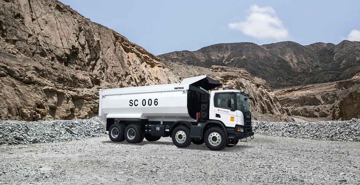 P460 B8X4 Heavy Tipper Kendaraan Tangguh L